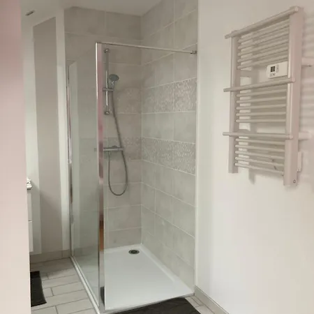 Appartement Du Cote De Chez Swann à Puiseaux Extérieur photo