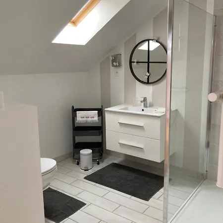 Appartement Du Cote De Chez Swann à Puiseaux Extérieur photo